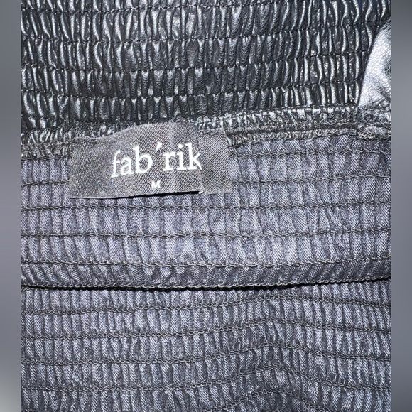 CLEARANCE Fab’rik faux leather (coated) cropped peplum top - black - medium - Picture 2 of 3